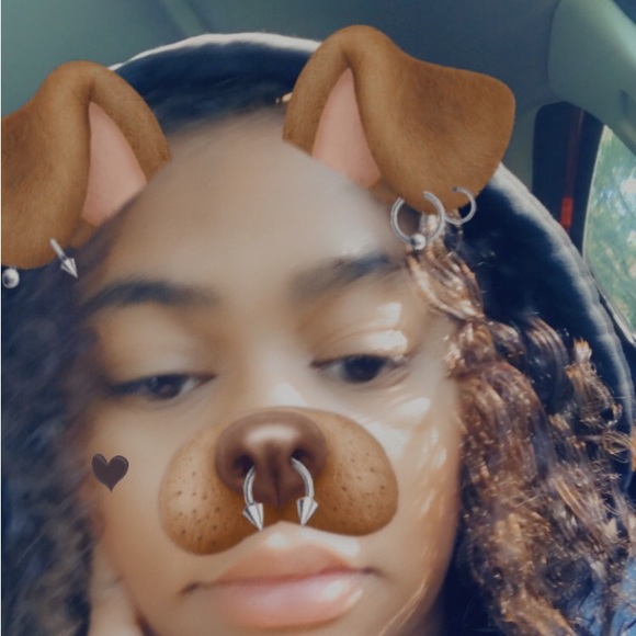 Meet your Posher, Jalena - Picture 1 of 1